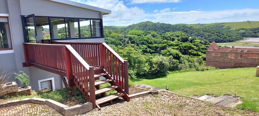 5 Bedroom Property for Sale in Morgans Bay Eastern Cape